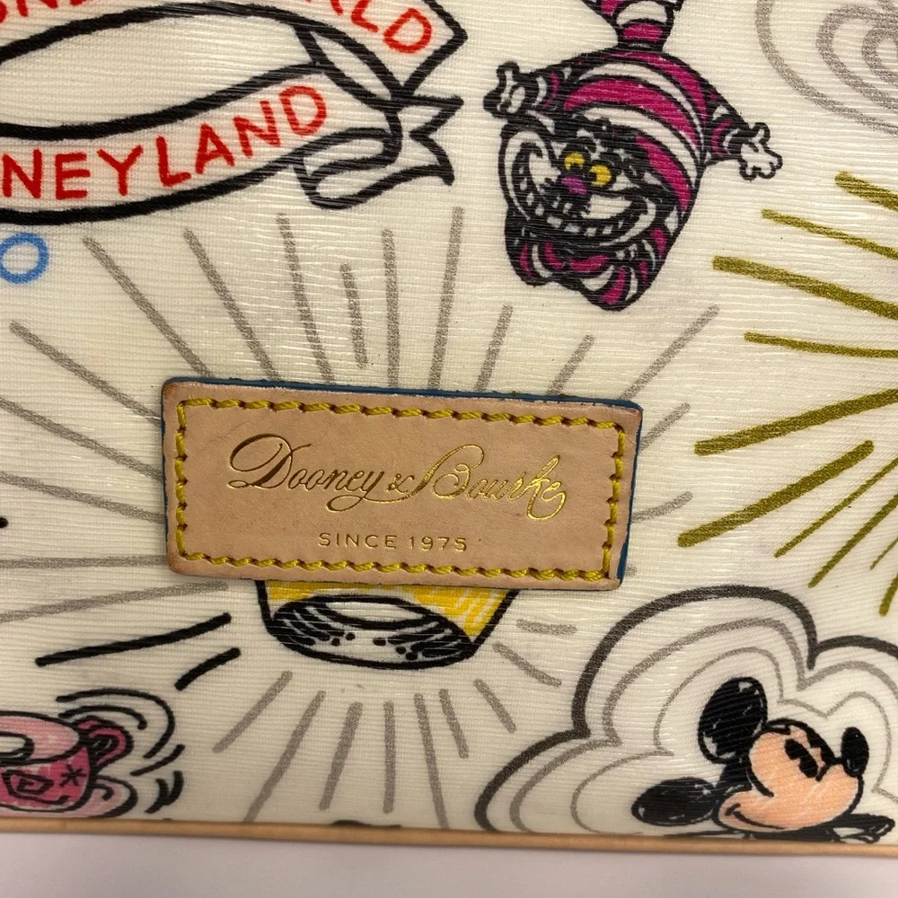 Authentic Rare Dooney & Bourke X Disney White Sketch Bag - Picture 4 of 11